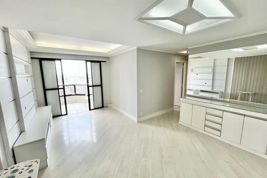 Apartamento para alugar com 3 quartos, 81m² em Santa Teresinha, São Paulo