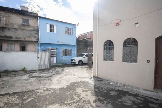 Quintal de casa à venda com 3 quartos, 150m² em Vila Constança, São Paulo