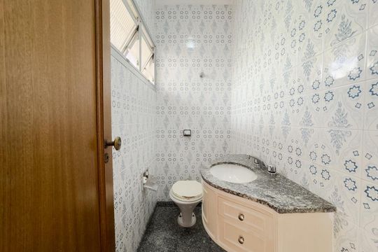 Lavabo de casa à venda com 4 quartos, 350m² em Vila Madalena, São Paulo