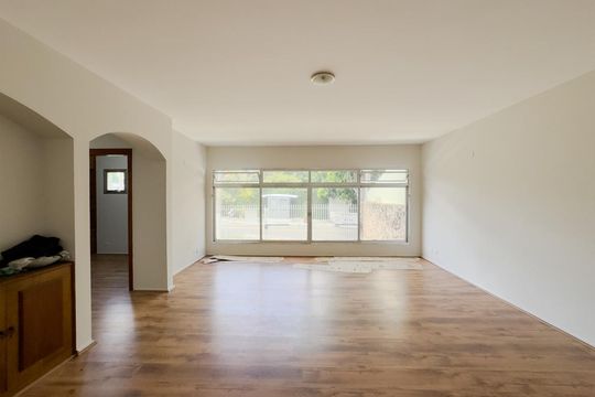 Sala de casa à venda com 4 quartos, 350m² em Vila Madalena, São Paulo