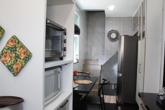Cozinha de apartamento à venda com 2 quartos, 65m² em Taquara, Rio de Janeiro