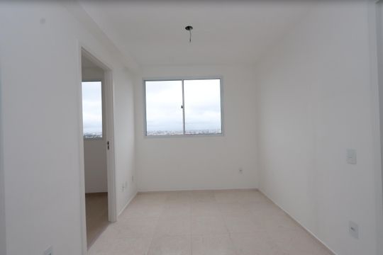 Sala de apartamento para alugar com 2 quartos, 35m² em Jardim Adutora, São Paulo