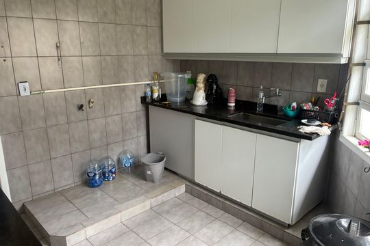 Casa para alugar com 4 quartos, 500m² em Ponta de Baixo, São José