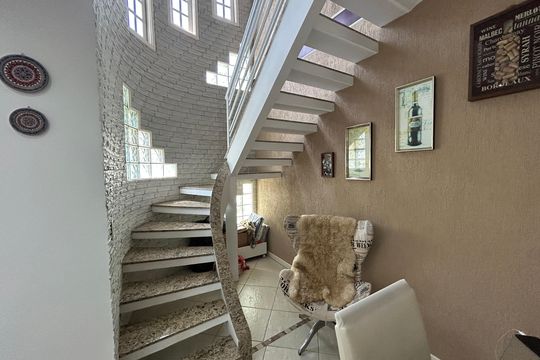 Sala 1 de casa para alugar com 3 quartos, 300m² em Vila Valqueire, Rio de Janeiro