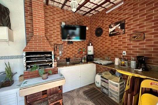 Espaço Gourmet de casa para alugar com 3 quartos, 300m² em Vila Valqueire, Rio de Janeiro