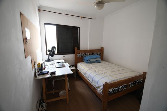 Quarto 2 de apartamento à venda com 4 quartos, 180m² em Cambuí, Campinas