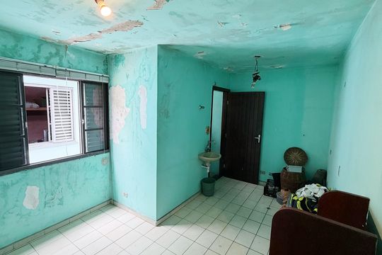 Quarto de Serviço de casa à venda com 3 quartos, 165m² em Jardim Ester Yolanda, São Paulo
