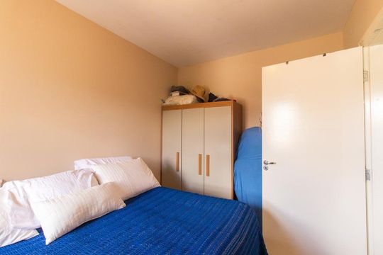 Quarto de apartamento à venda com 1 quarto, 36m² em Água Verde, Curitiba