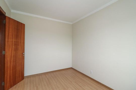 Quarto de apartamento à venda com 2 quartos, 58m² em Jardim Carvalho, Porto Alegre
