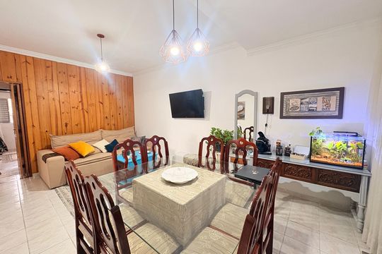 Casa à venda com 4 quartos, 250m² em Cidade Nova, Jundiaí