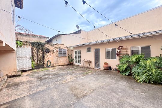 Quintal - Edícula de casa à venda com 4 quartos, 250m² em Cidade Nova, Jundiaí