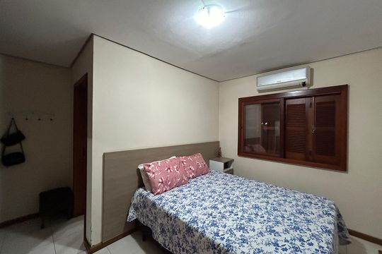Suíte de casa à venda com 3 quartos, 120m² em Feitoria, São Leopoldo