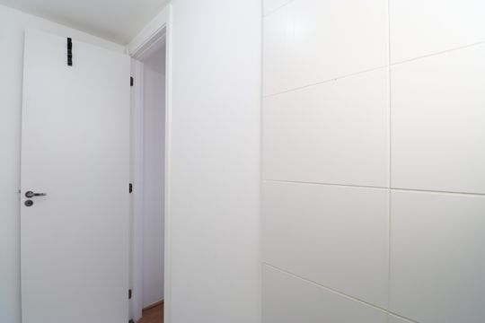 Banheiro de apartamento à venda com 1 quarto, 27m² em Várzea da Barra Funda, São Paulo