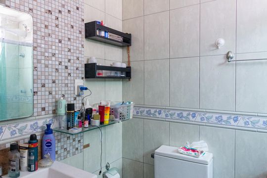 Banheiro da suíte de apartamento à venda com 3 quartos, 106m² em Cidade São Francisco, Osasco