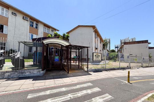 Fachada de apartamento à venda com 3 quartos, 90m² em Cristal, Porto Alegre