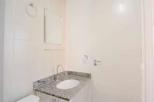 Banheiro Social de apartamento para alugar com 2 quartos, 44m² em Tatuapé, São Paulo