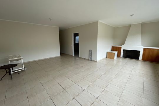 Casa de Condomínio para alugar com 3 quartos, 600m² em Parque Sao Paulo, Cotia