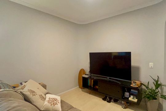 Sala de TV de apartamento à venda com 3 quartos, 75m² em Pinheiros, São Paulo
