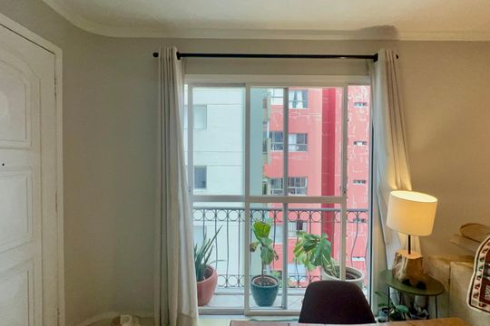 Sacada de apartamento à venda com 3 quartos, 75m² em Pinheiros, São Paulo
