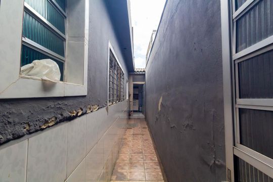 Quintal de casa à venda com 2 quartos, 105m² em Jardim Cotiana, São Paulo