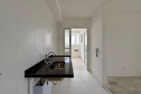 Cozinha de apartamento à venda com 3 quartos, 83m² em Santo Amaro, São Paulo