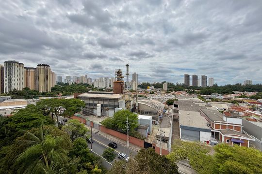 Vista de apartamento à venda com 3 quartos, 83m² em Santo Amaro, São Paulo