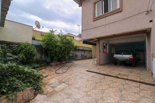 Garagem de casa à venda com 3 quartos, 180m² em Barcelona, São Caetano do Sul