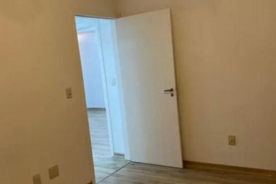 Apartamento à venda com 2 quartos, 66m² em Santo Antônio, Porto Alegre