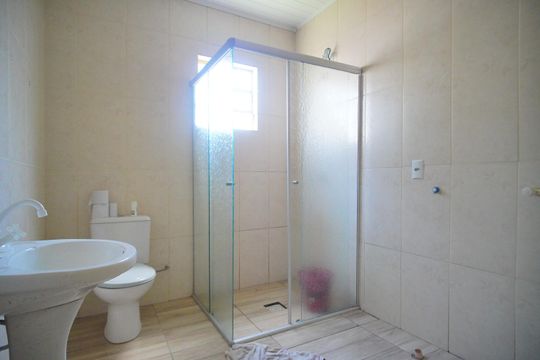 Banheiro de casa à venda com 2 quartos, 60m² em Feitoria, São Leopoldo