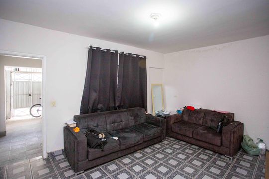 Sala de casa à venda com 3 quartos, 80m² em Cidade Júlia, São Paulo