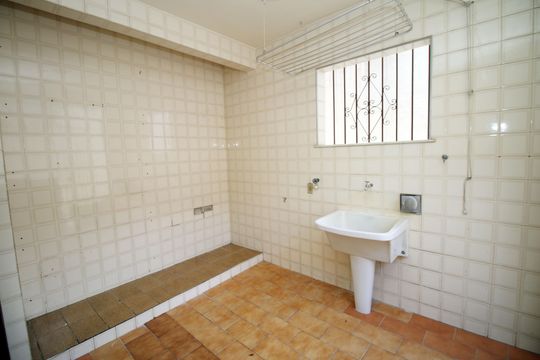 Área de Serviço de casa à venda com 4 quartos, 386m² em Vaz Lobo, Rio de Janeiro