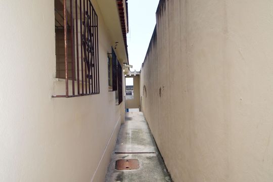 Corredor Lateral de casa à venda com 4 quartos, 386m² em Vaz Lobo, Rio de Janeiro