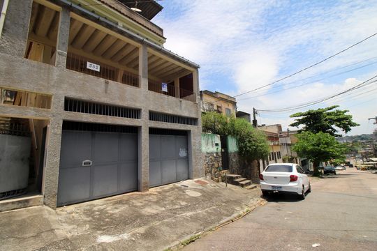 Fachada da casa de casa à venda com 4 quartos, 386m² em Vaz Lobo, Rio de Janeiro