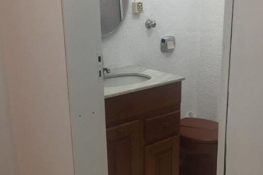 Banheiro de apartamento à venda com 3 quartos, 86m² em Centro, São Leopoldo