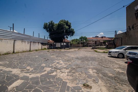 Garagem de apartamento para alugar com 1 quarto, 46m² em Santo Antônio, Porto Alegre