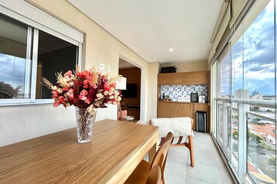 Varanda de apartamento à venda com 1 quarto, 54m² em Vila Alexandria, São Paulo