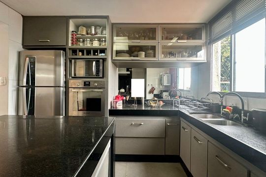 Cozinha  de apartamento à venda com 4 quartos, 152m² em Dona Clara, Belo Horizonte