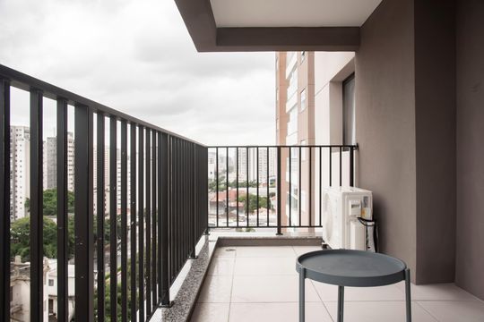 Varanda de apartamento à venda com 2 quartos, 50m² em Vila Mariana, São Paulo