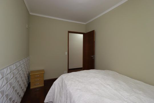 Quarto 2 de casa à venda com 3 quartos, 235m² em Vila Curuçá, Santo André
