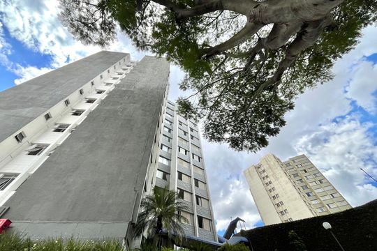 Fachada de apartamento à venda com 2 quartos, 61m² em Vila Santa Catarina, São Paulo
