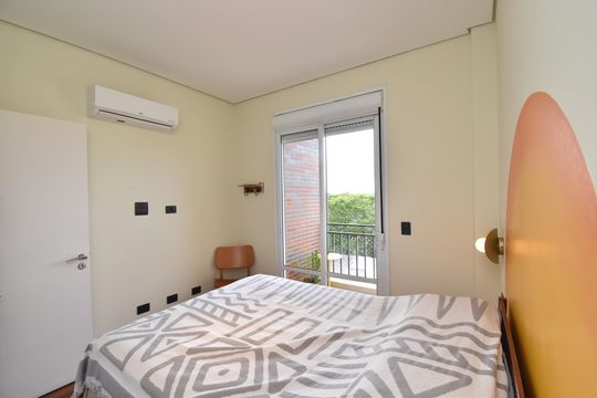 Quarto 1 de apartamento para alugar com 2 quartos, 155m² em Bigorrilho, Curitiba