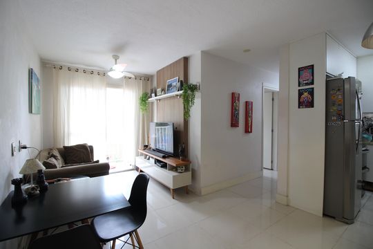 Apartamento à venda com 2 quartos, 50m² em Taquara, Rio de Janeiro