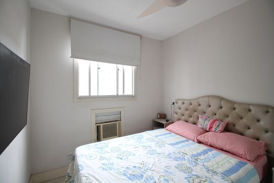 Quarto 2 de apartamento à venda com 2 quartos, 50m² em Taquara, Rio de Janeiro