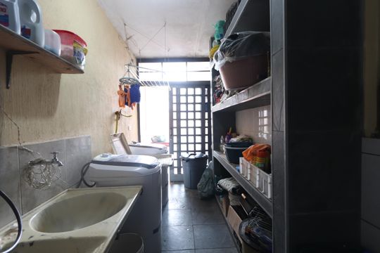 Lavanderia de casa à venda com 3 quartos, 270m² em Chácara Belenzinho, São Paulo