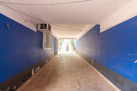 Garagem de casa à venda com 4 quartos, 563m² em Raposo Tavares, Osasco