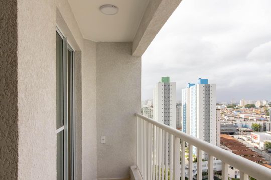 Sacada de apartamento à venda com 2 quartos, 44m² em Picanço, Guarulhos