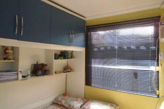 Quarto de casa de condomínio para alugar com 3 quartos, 211m² em Jacarepaguá, Rio de Janeiro