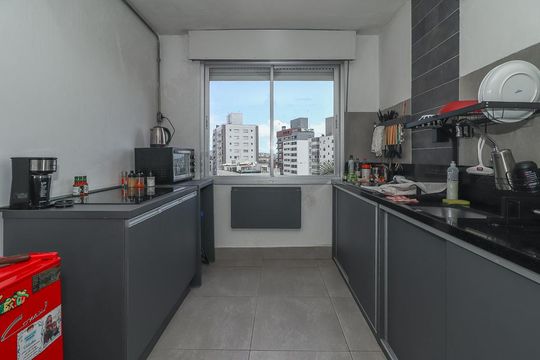 Cozinha de apartamento à venda com 2 quartos, 70m² em Bela Vista, Porto Alegre