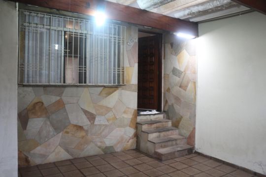 Garagem de casa à venda com 3 quartos, 129m² em Olímpico, São Caetano do Sul