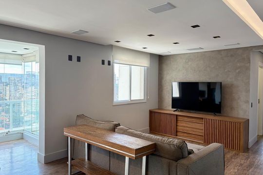 Apartamento à venda com 3 quartos, 116m² em Jardim das Acacias, São Paulo